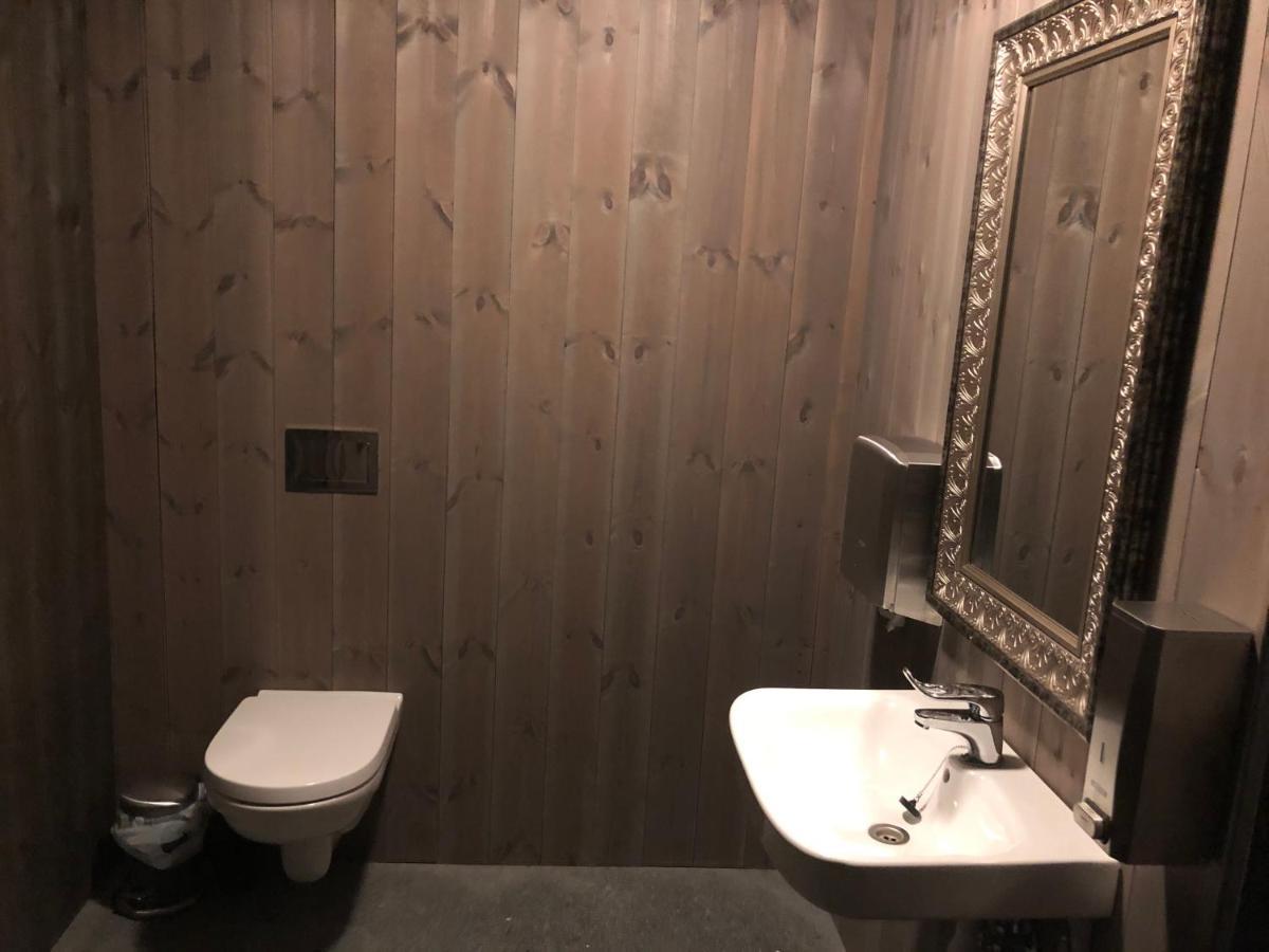 Pa Myhre Gard Lodge *